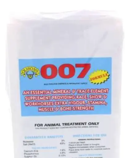 Olsson 007 Mineral Block Salt Lick Horse Feed - 20kg